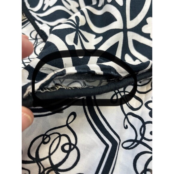 2 Noble Excellence Euro Sham Black & White Geometric. Reversible  26”x26” Square - Picture 10 of 10